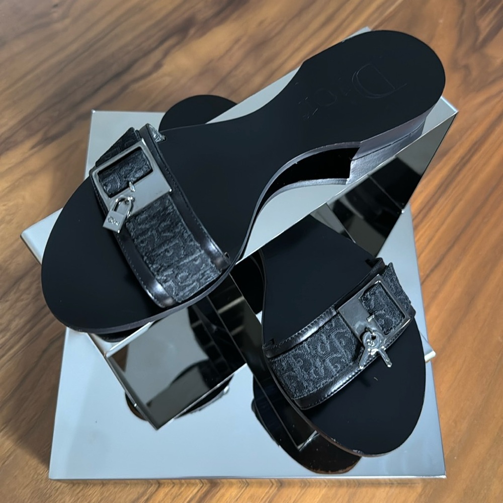 DIOR Black Sandal, Lock & Key, Size 37 1/2, VERY GOOD CONDITION
